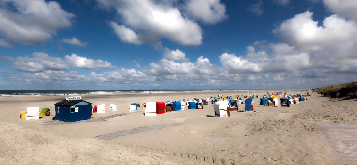 Holidays in the BIO HOTELS:  Discover the most beautiful holiday region Find a hotel now