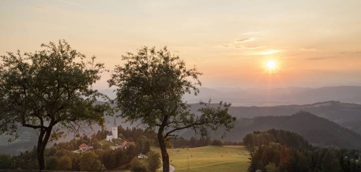 wandertouren-oesterreich-biohotel-arche-saualpe.jpg