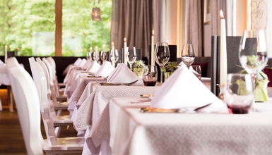 Biohotel Rupertus Restaurant Bio festliche Tafel